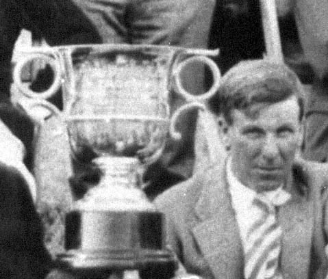 Campbell, Jack &amp; Cup (TGH)